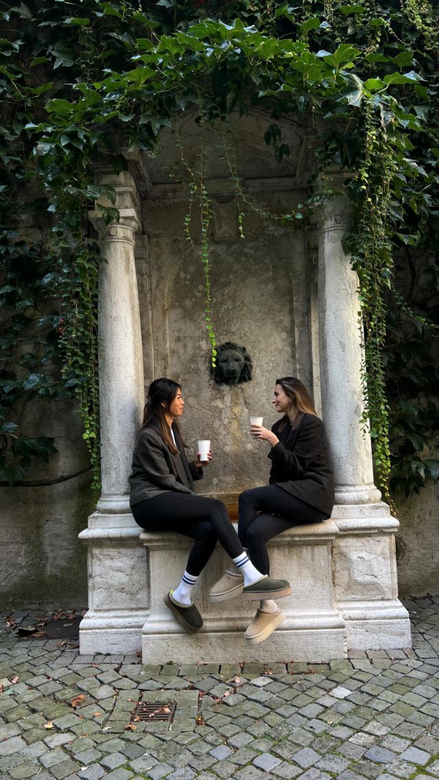What makes you happy? For us, it’s post-Pilates cozy chai lattes, and slipping into our favorite UGGs 🍂✨🍁☕️🥧

#FallFeels #PilatesAndChai #ReformerPilatesVibes #AutumnGlow #PumpkinSpicePilates #CozyFallMoments #ChaiLatteLove #PilatesStudioLife  #SweaterWeatherVibes